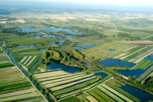 De moerassen vanuit de lucht - foto: Isnor